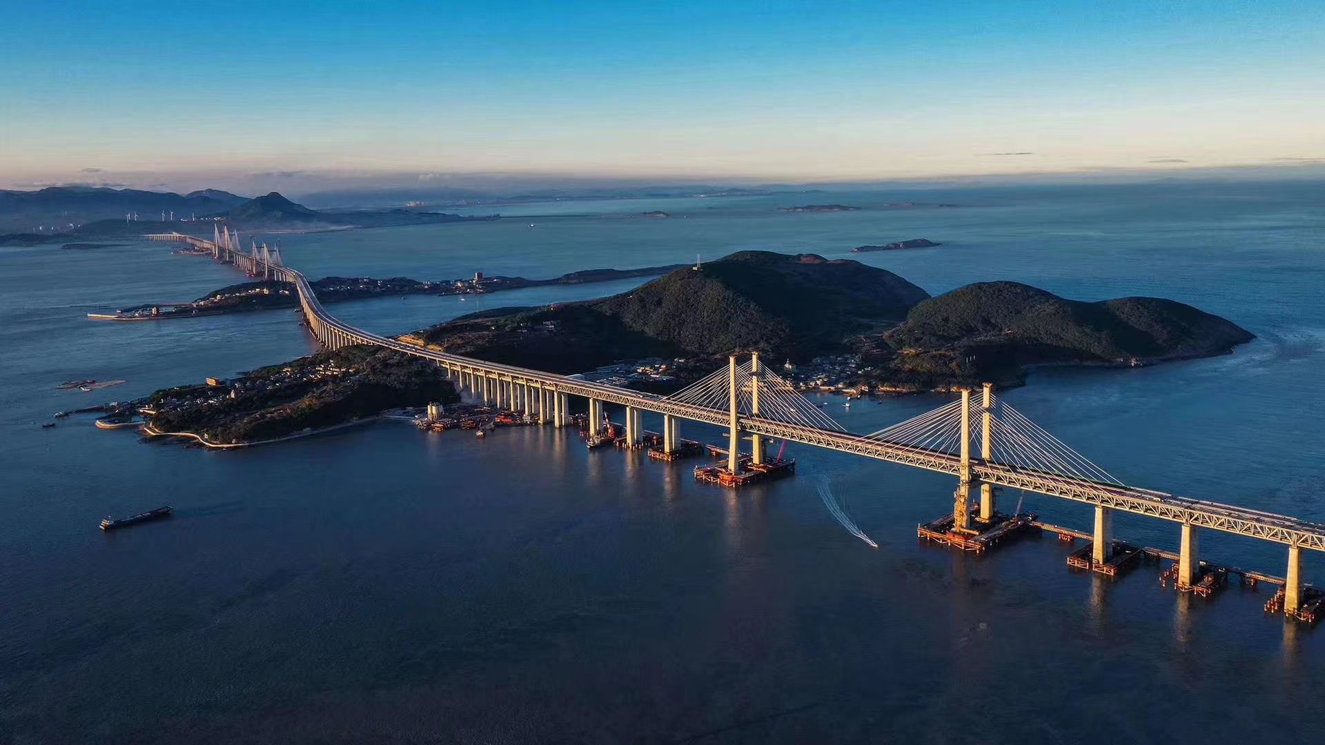 福平铁路平潭海峡公铁大桥