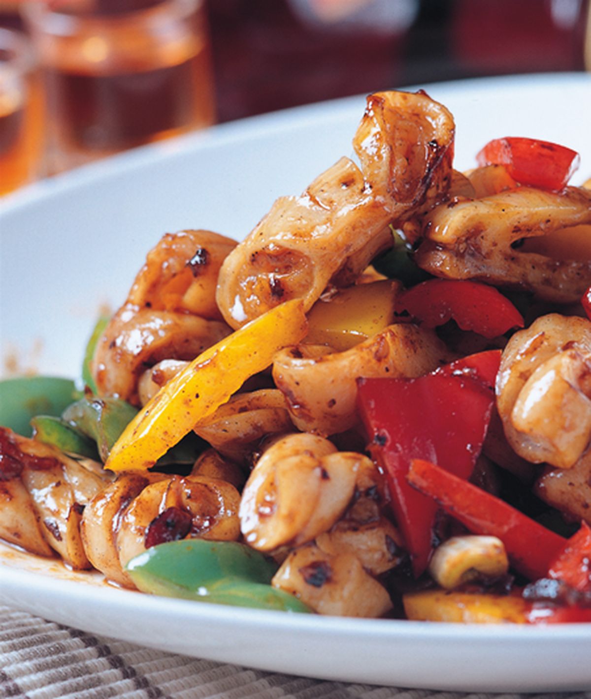  p>油爆肠是以猪大肠 为原料制作而成的一道美食. /p>