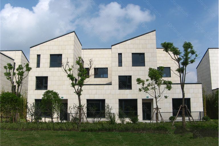  p>硅谷商墅位于上海市浦东新场,由上海亿凯置业发展有限公司建成,总