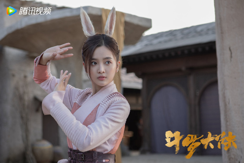 ">小舞,电视剧《 a target="_blank" href="/item/斗罗大陆/17570238"