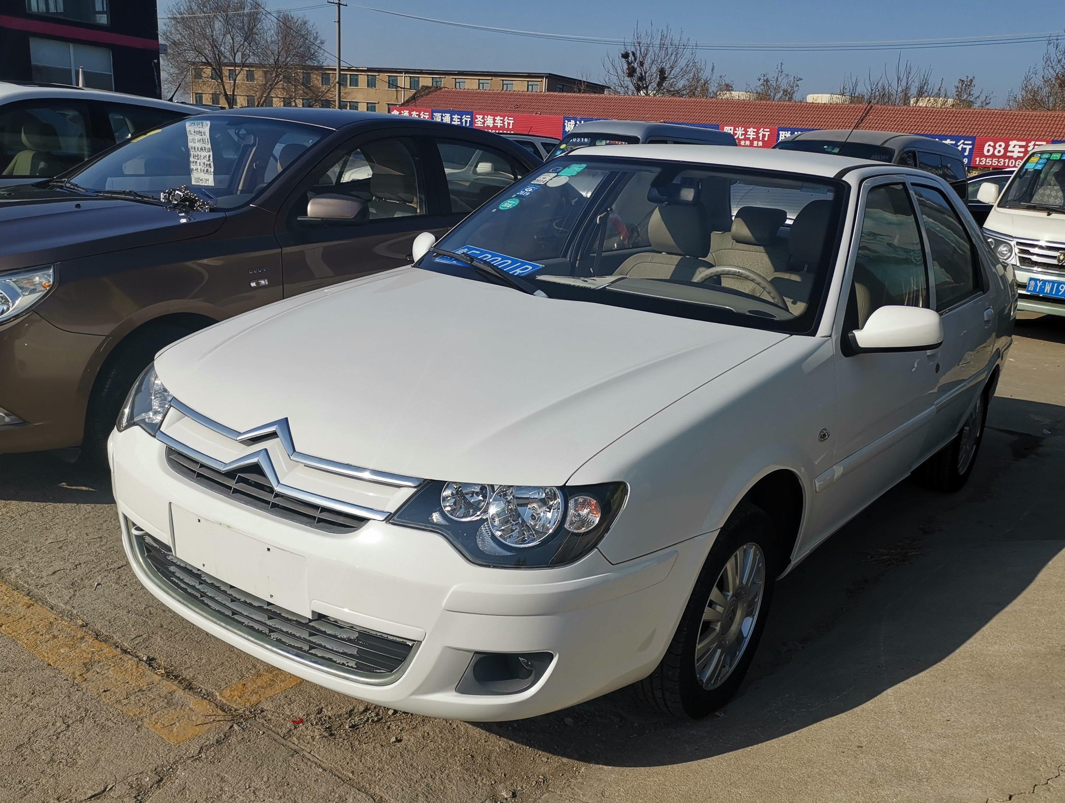 2012款爱丽舍三厢1.6l手动尊贵型