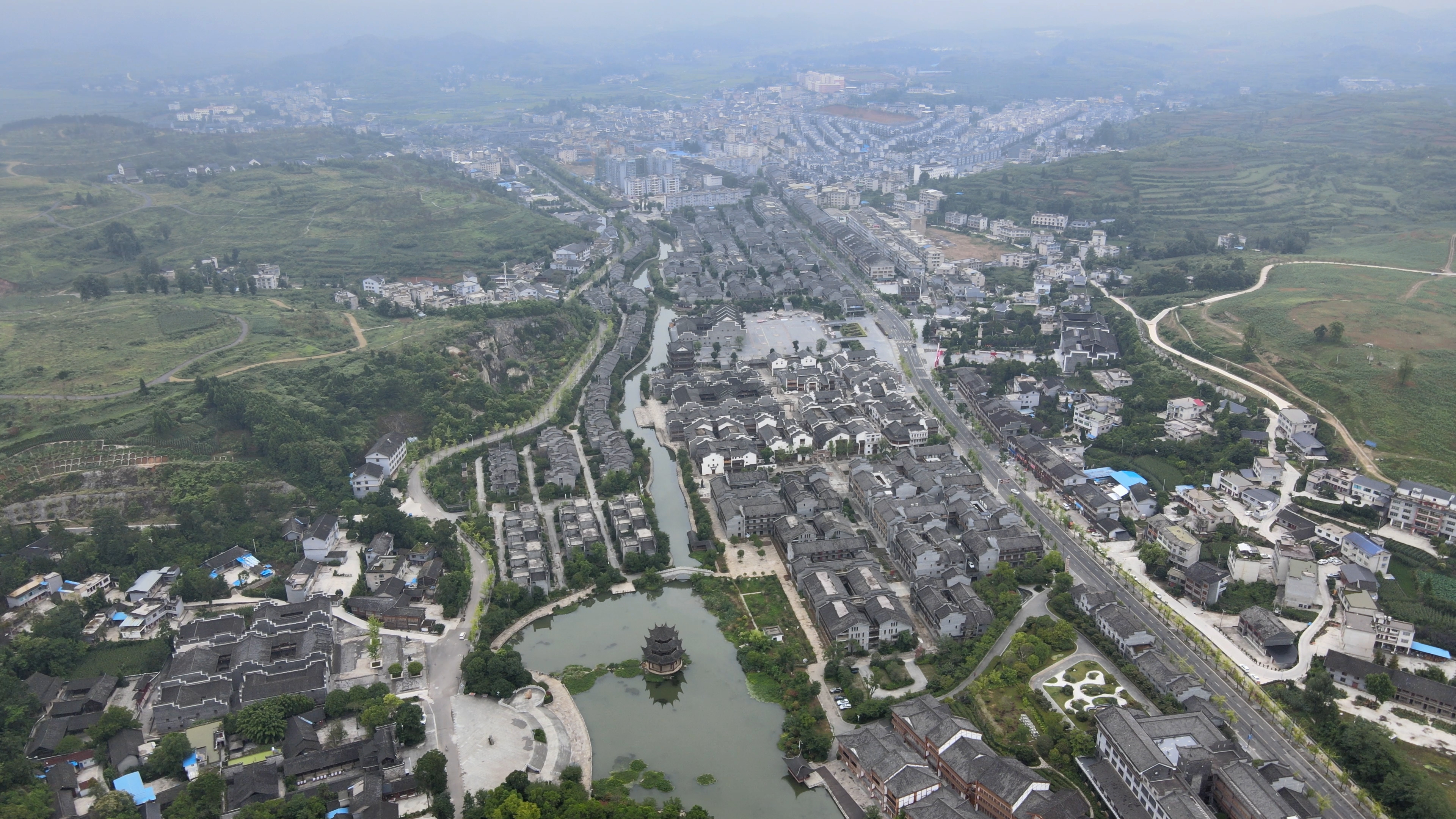 瓮安县草塘千年古邑旅游区
