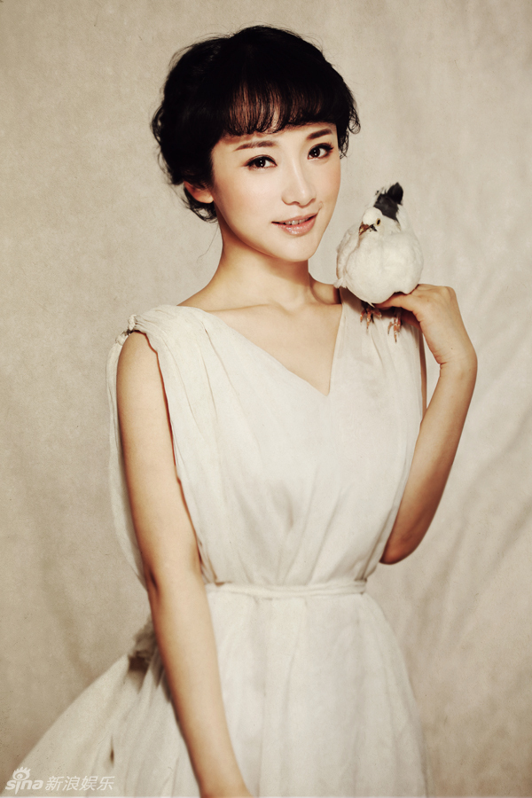  p>陶飞霏,1977年2月15日出生于湖北省荆州市,中国影视女 a target="