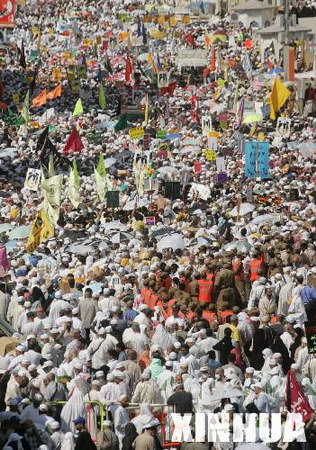 2004年2月1日麦加朝觐者踩踏事故