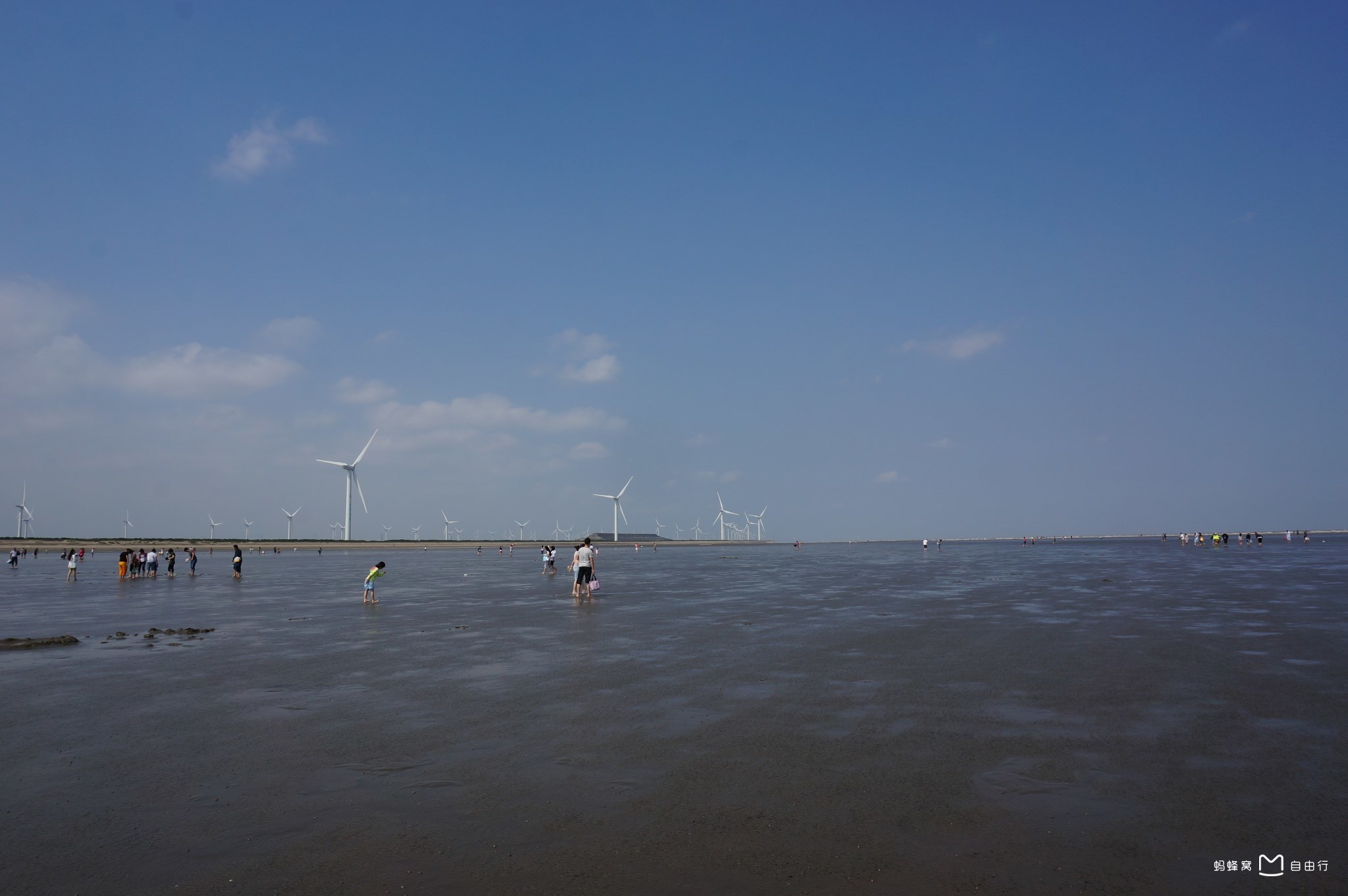  p data-id="gnwvn1ng82">黄金海滩(gold beach),诺曼底的一处海滩,因