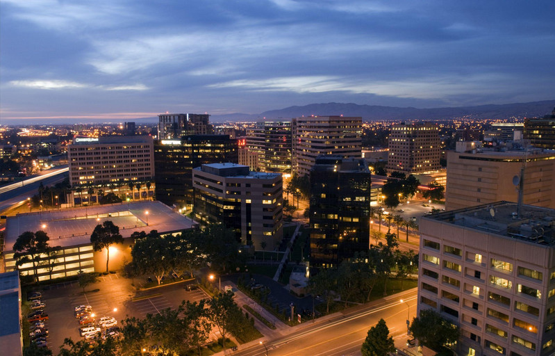  p>硅谷(silicon valley),位于美国 a target="_blank" href="/item