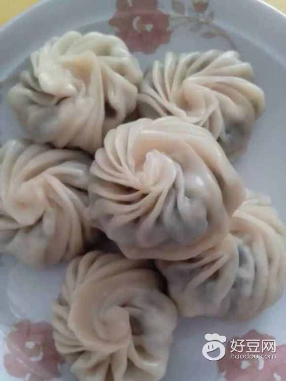 山麻楂野菜肉包