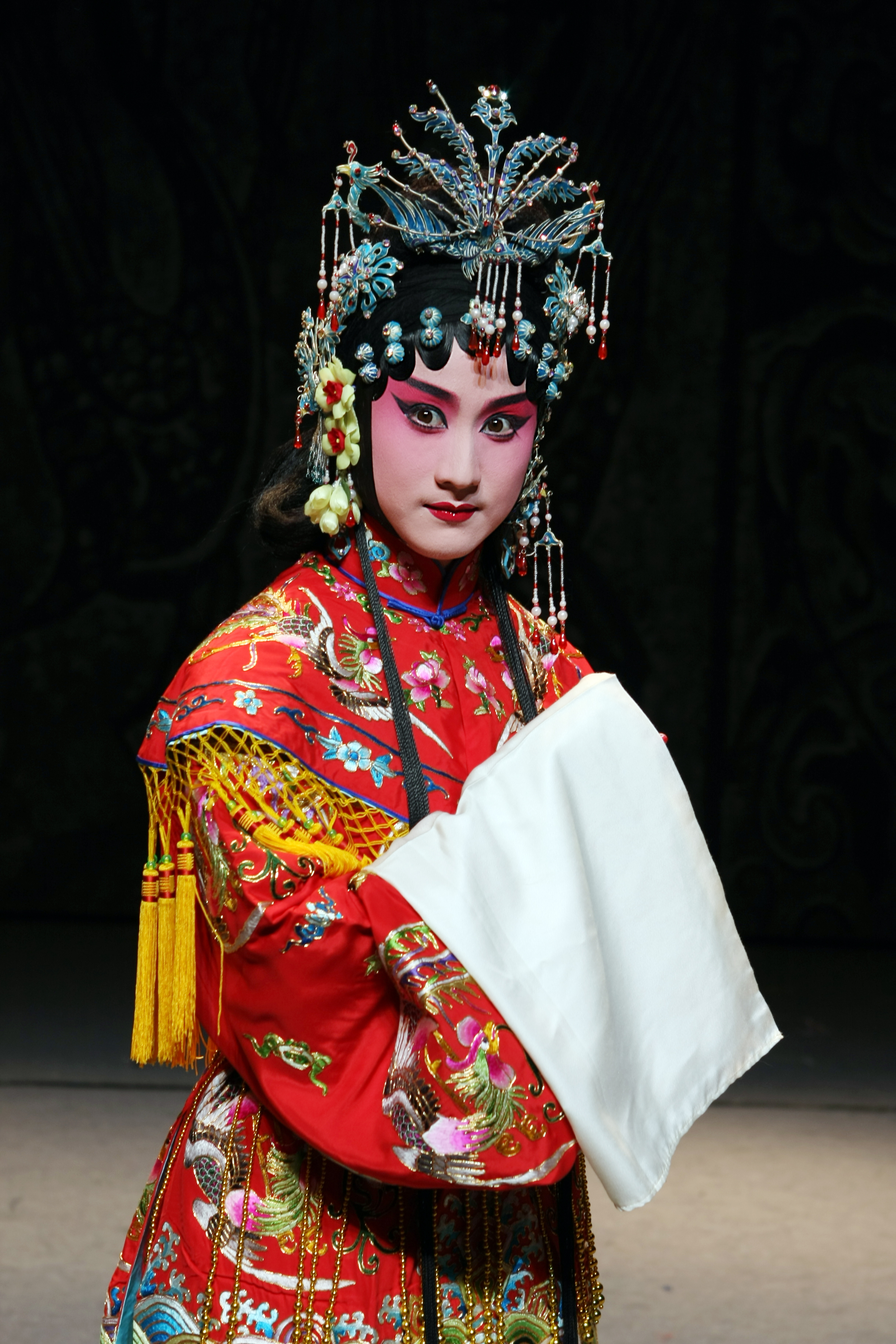 胡娉