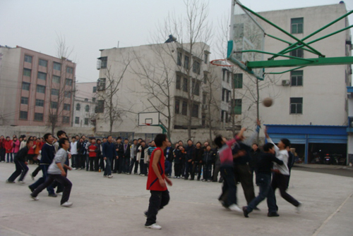 郾城区第二实验中学