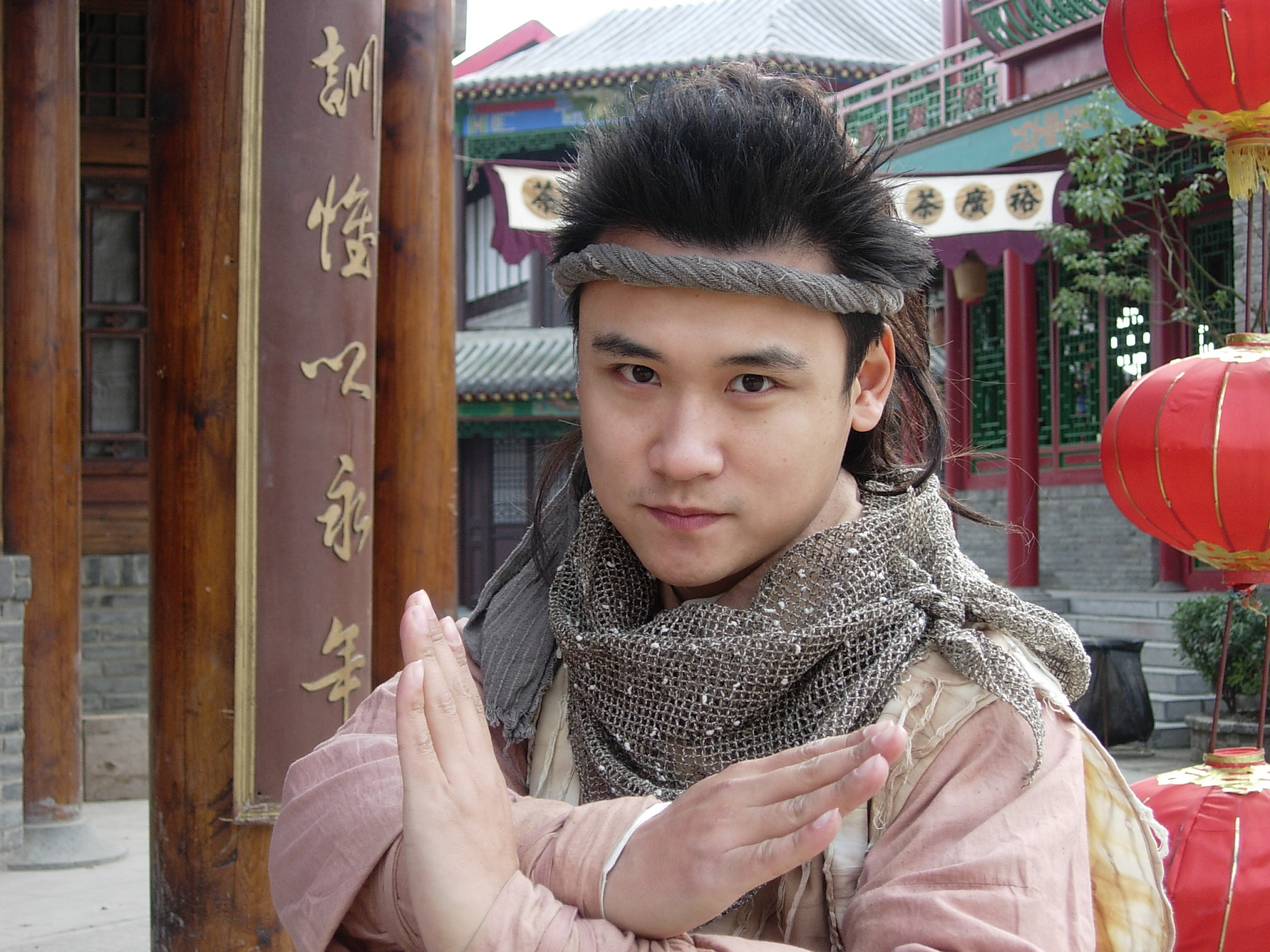  p data-id="gnbqn1vgmx">石磊,青年男演员,中国内地青年影视演员