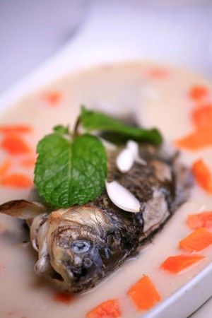  p>通草鲫鱼汤为 a target="_blank" href="/item/通草/960962" data