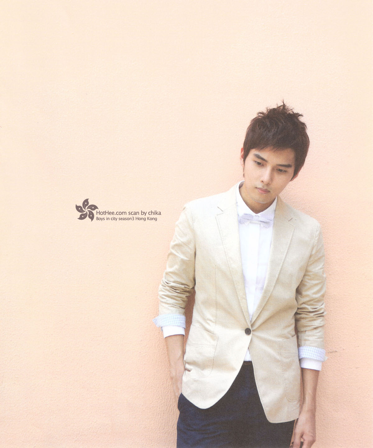  p>金厉旭,于1987年6月21日出生一个音乐世家,韩国王牌天团 a href="