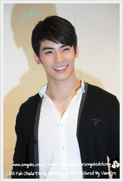  p>颂恩·宋帕山(son),1988年11月12日出生于泰国曼谷,泰国男演员