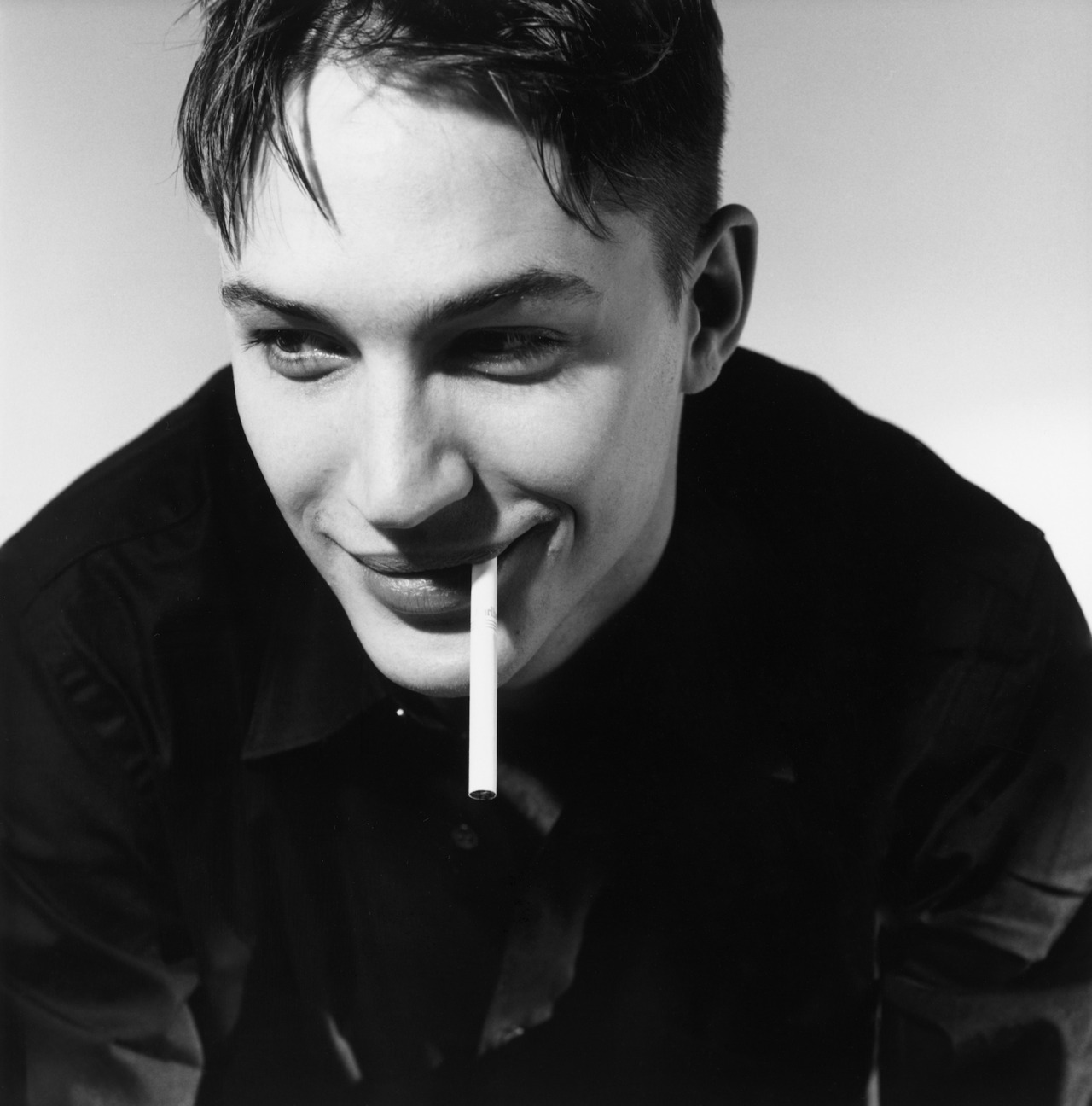  p>汤姆·哈迪(tom hardy),1977年9月15日出生于英国伦敦哈默史密斯