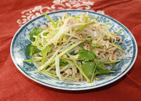鸡丝拌银芽
