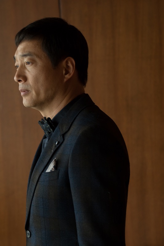 jbq6">李易祥,1973年6月19日出生于河南省郑州市,中国内地影视男演员