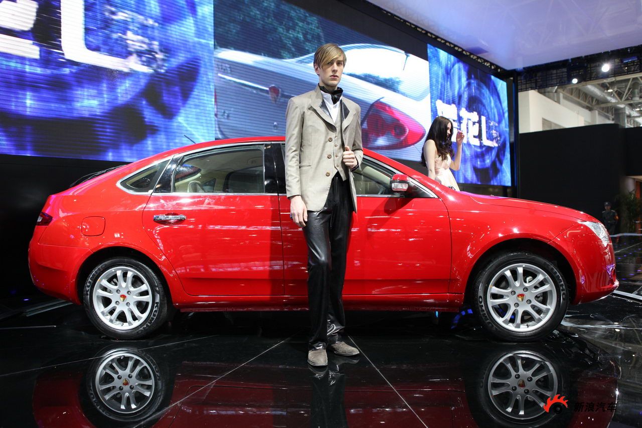  p data-id="gn09qg2n5e">莲花汽车莲花l5两厢是青年莲花汽车旗下的