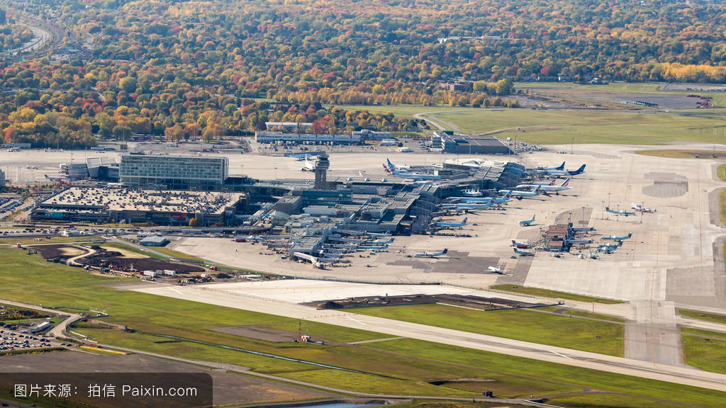  p>蒙特利尔皮埃尔·埃利奥特·特鲁多国际机场(法语:aéroport