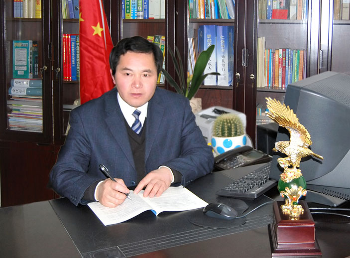  p>檀颉韩(1907～1979),字光祖,又字光左,安徽省望江县赛口乡人.