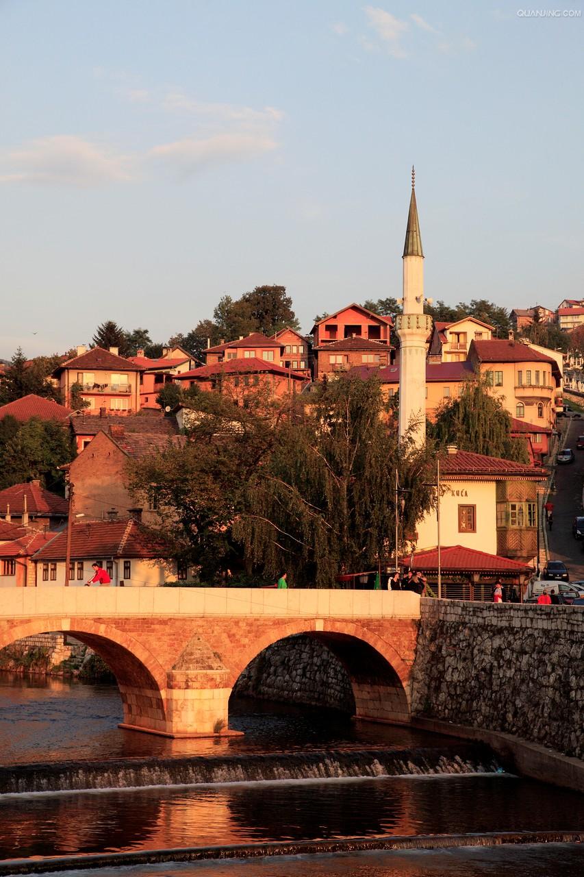 ="/item/波斯尼亚-黑塞哥维那">波斯尼亚-黑塞哥维那 /a>的首都和经济