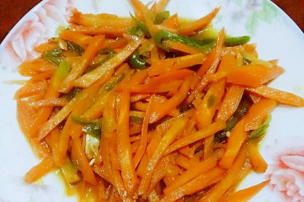 青椒胡萝卜丝