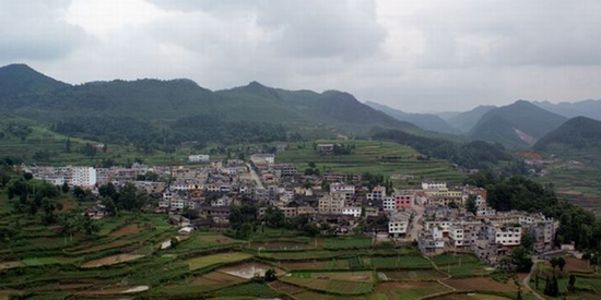 永乐镇,贵州省遵义市红花岗区辖镇,由新蒲