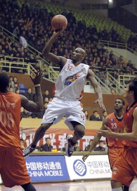  p>李·本森(lee benson),1973年12月11日出生于美国俄亥俄州代顿市