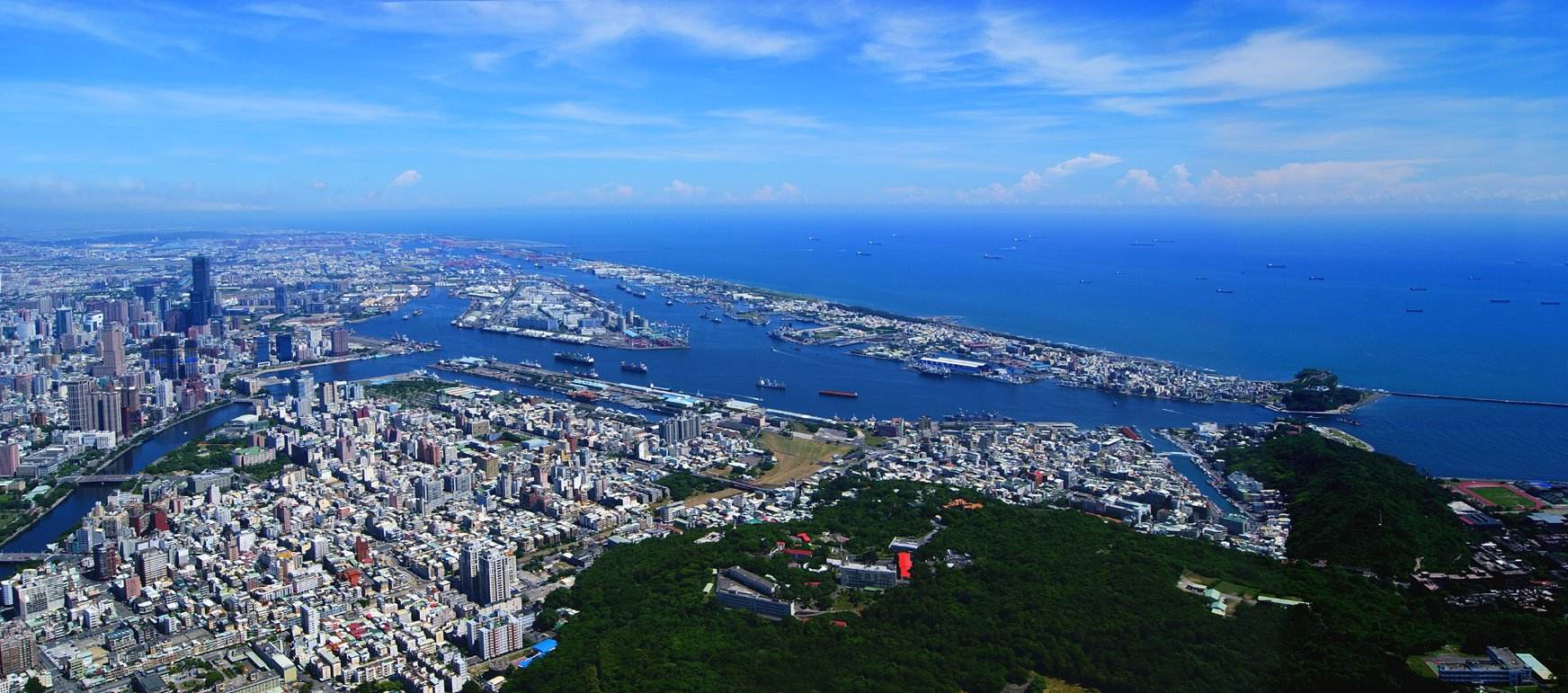 位于中国台湾省高雄市.