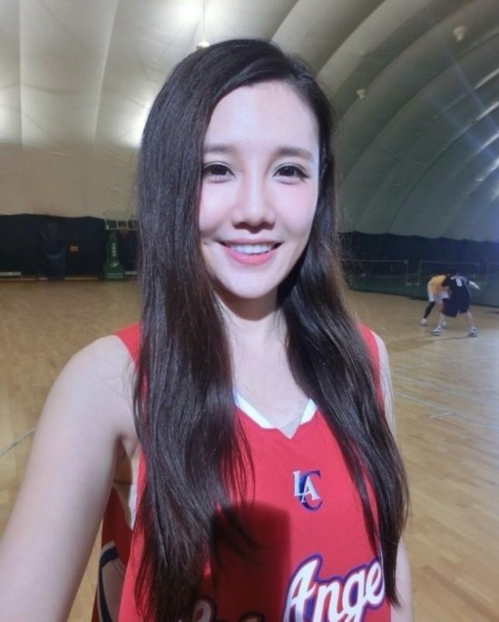  p>刘语熙,1986年9月27日出生于四川省 a href="#">宜宾市 /a>, a