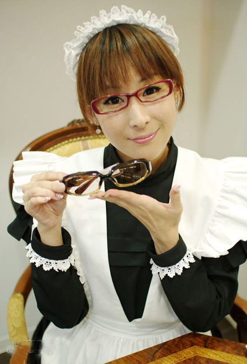  p>若林直美,1975年11月2日出生于鸟取县,日本的女性声优,演员,隶属于