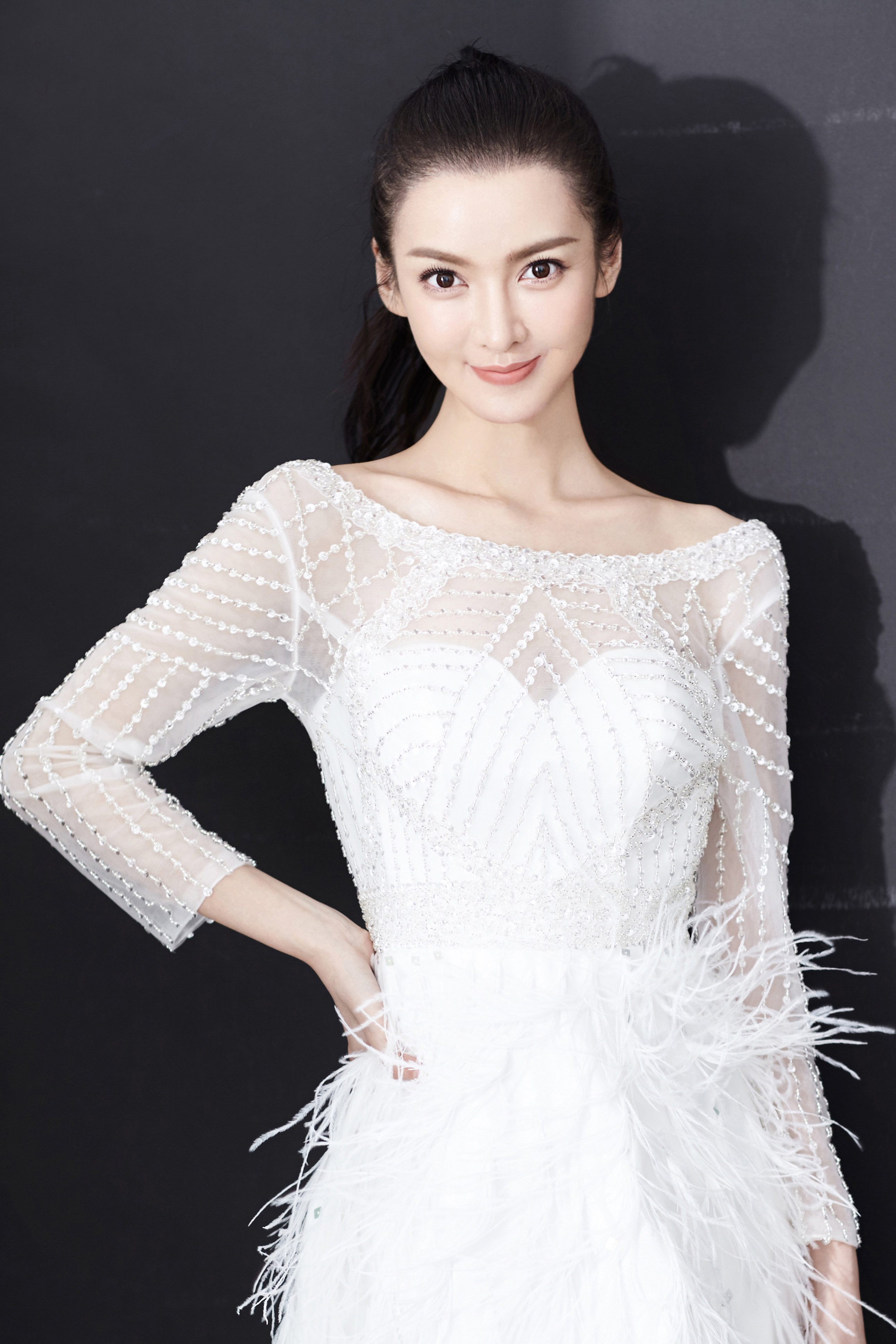  p data-id="gnz1kzqx29">常乐,女,6月28日生,中国大陆新生代女演员