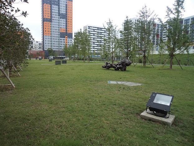 是依托于高科技园区为背景的生态小区,位于浦东 a target="_blan