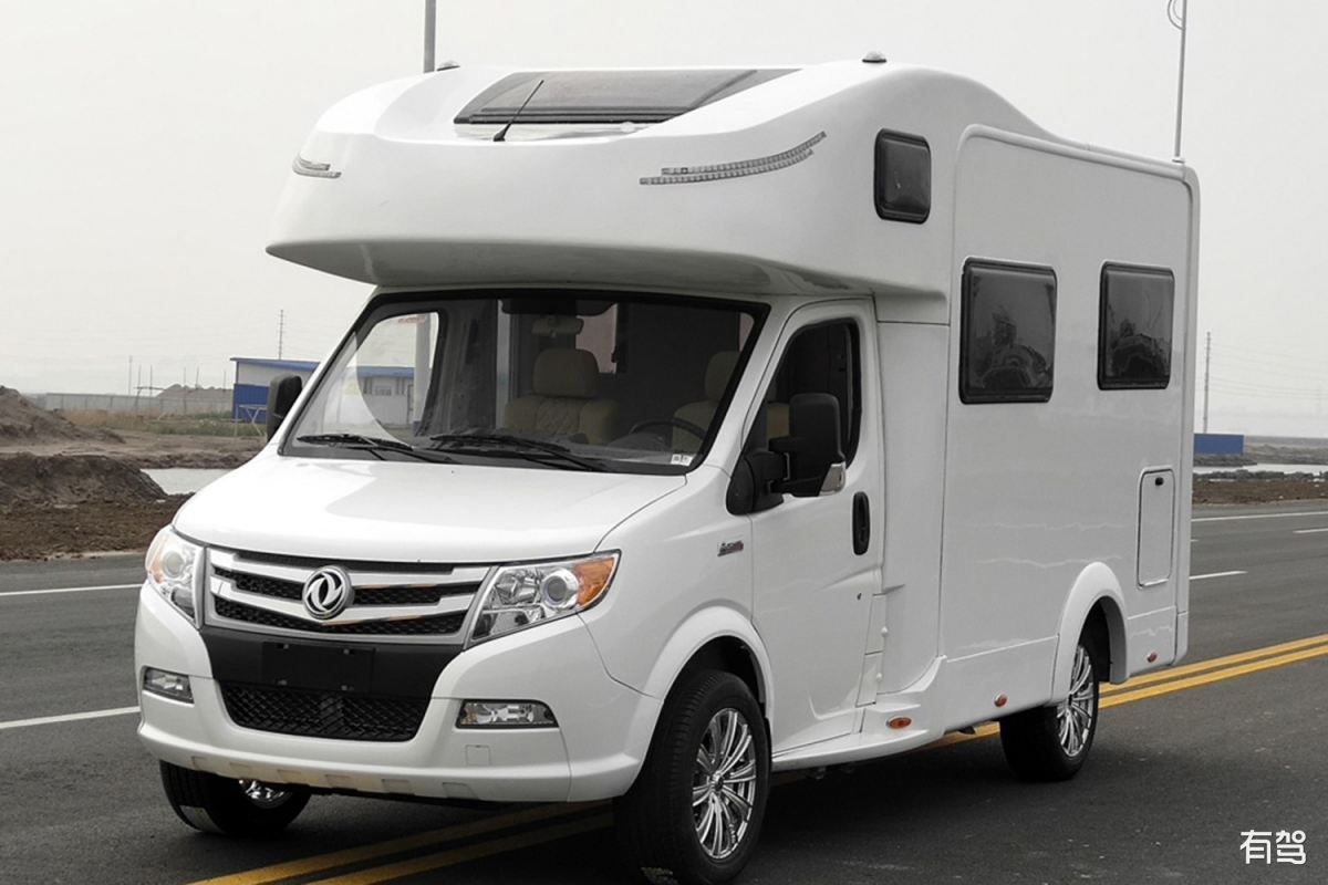 御泰东风御风短轴房车_发型图片