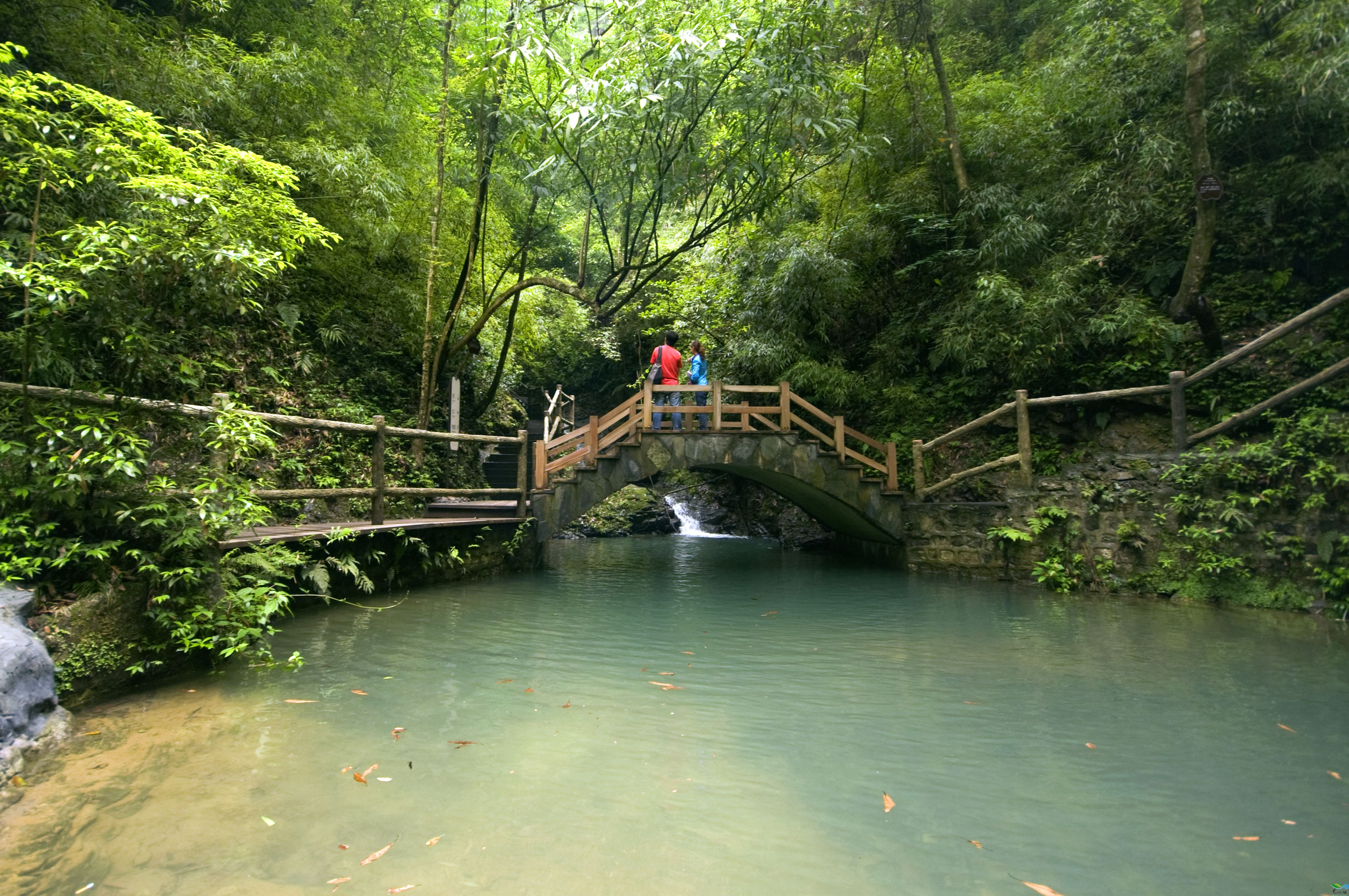  p data-id="gnrrl6p964">黑山谷景区(black valley),位于重庆市 a