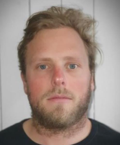  p>詹姆斯·巴恩斯-米勒(james barnes-miller),1989年8月31日出生