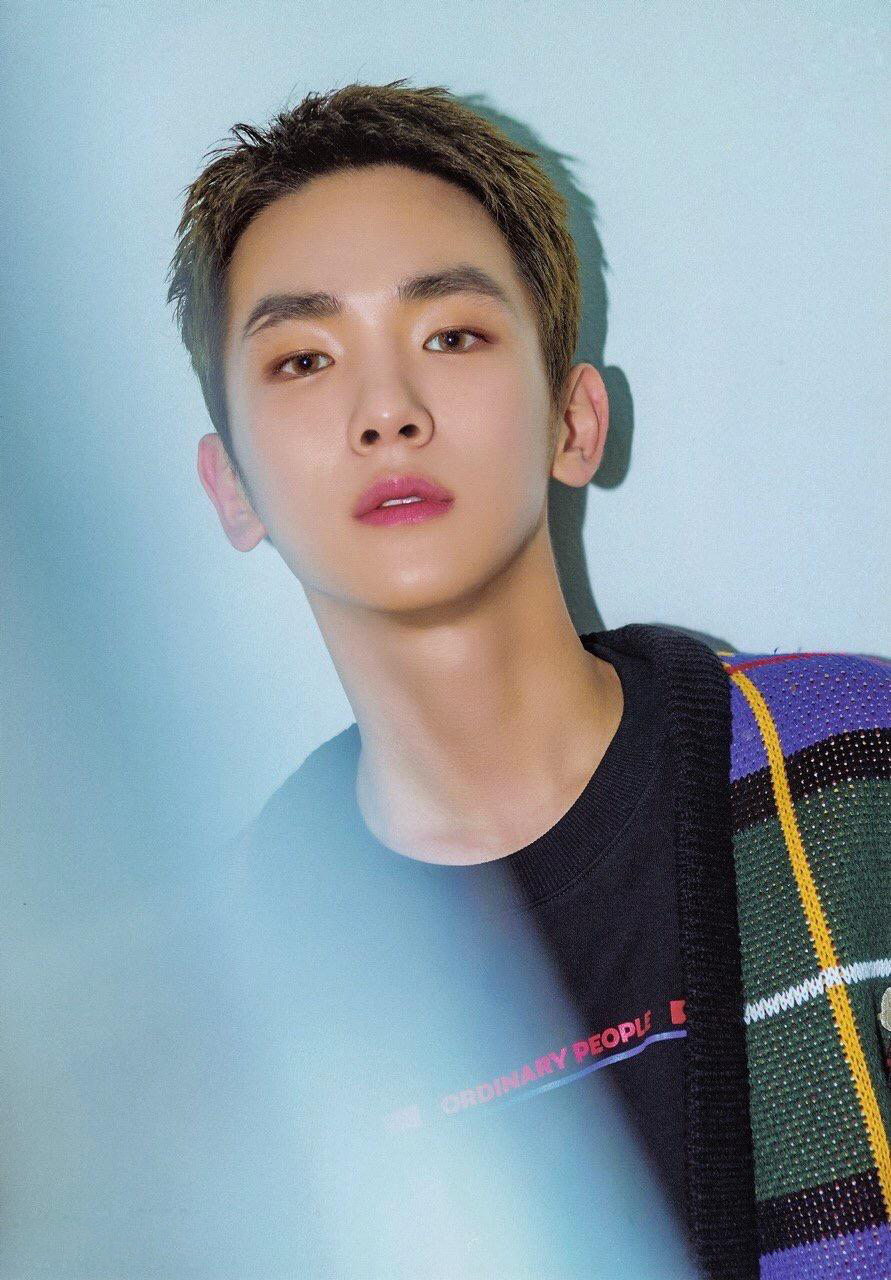  p>金基范(         ),艺名key,1991年9月23日在韩国大邱市出生,韩国