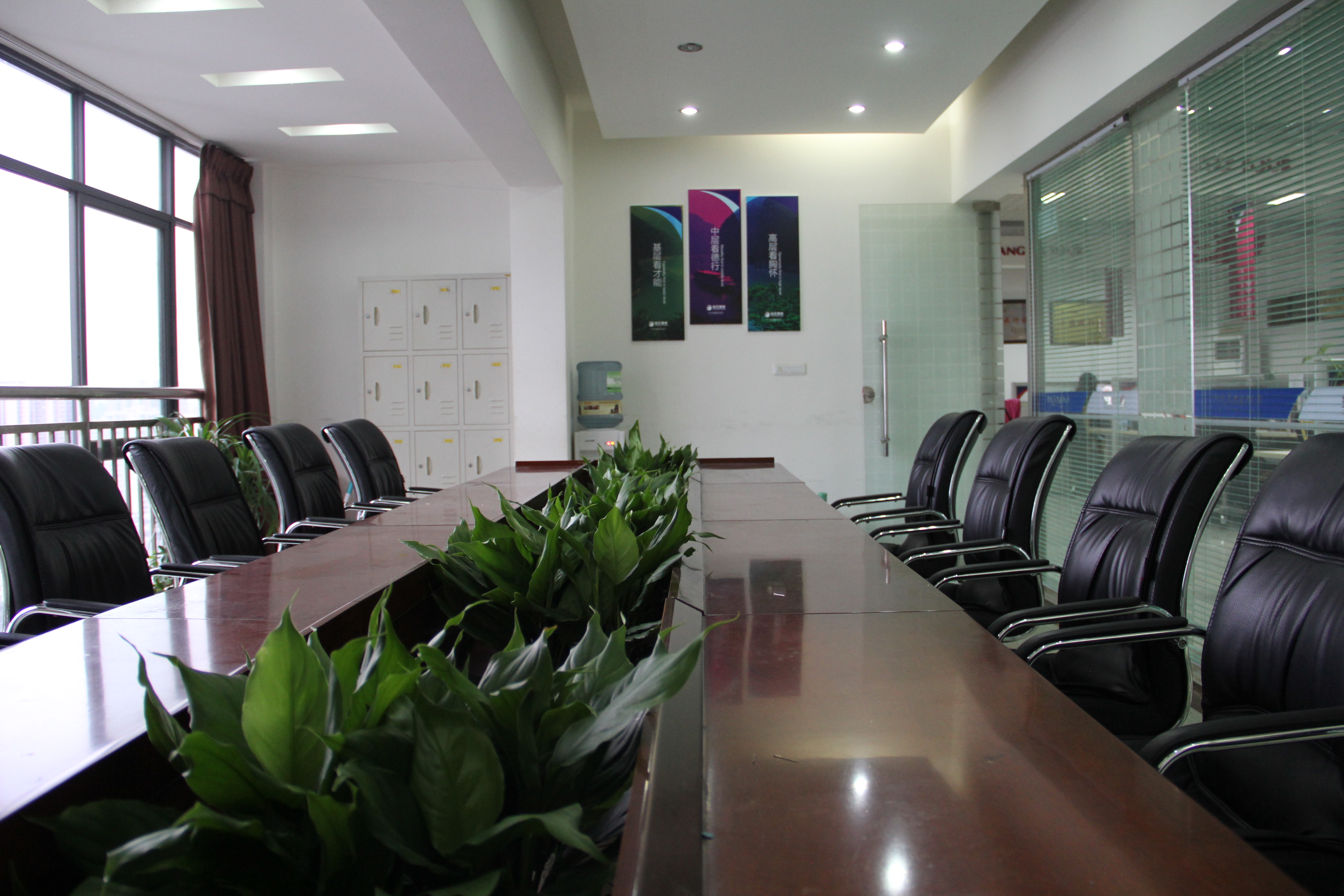 法定代表人胡运泉,公司经营范围包括:国内旅游业务,入境旅游,出境旅游