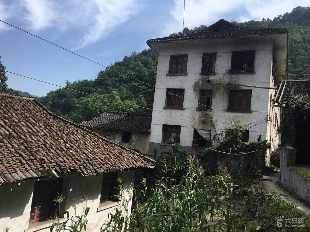  p>盐井镇,隶属于湖南省常德市澧县,地处 a target="_blank" href="