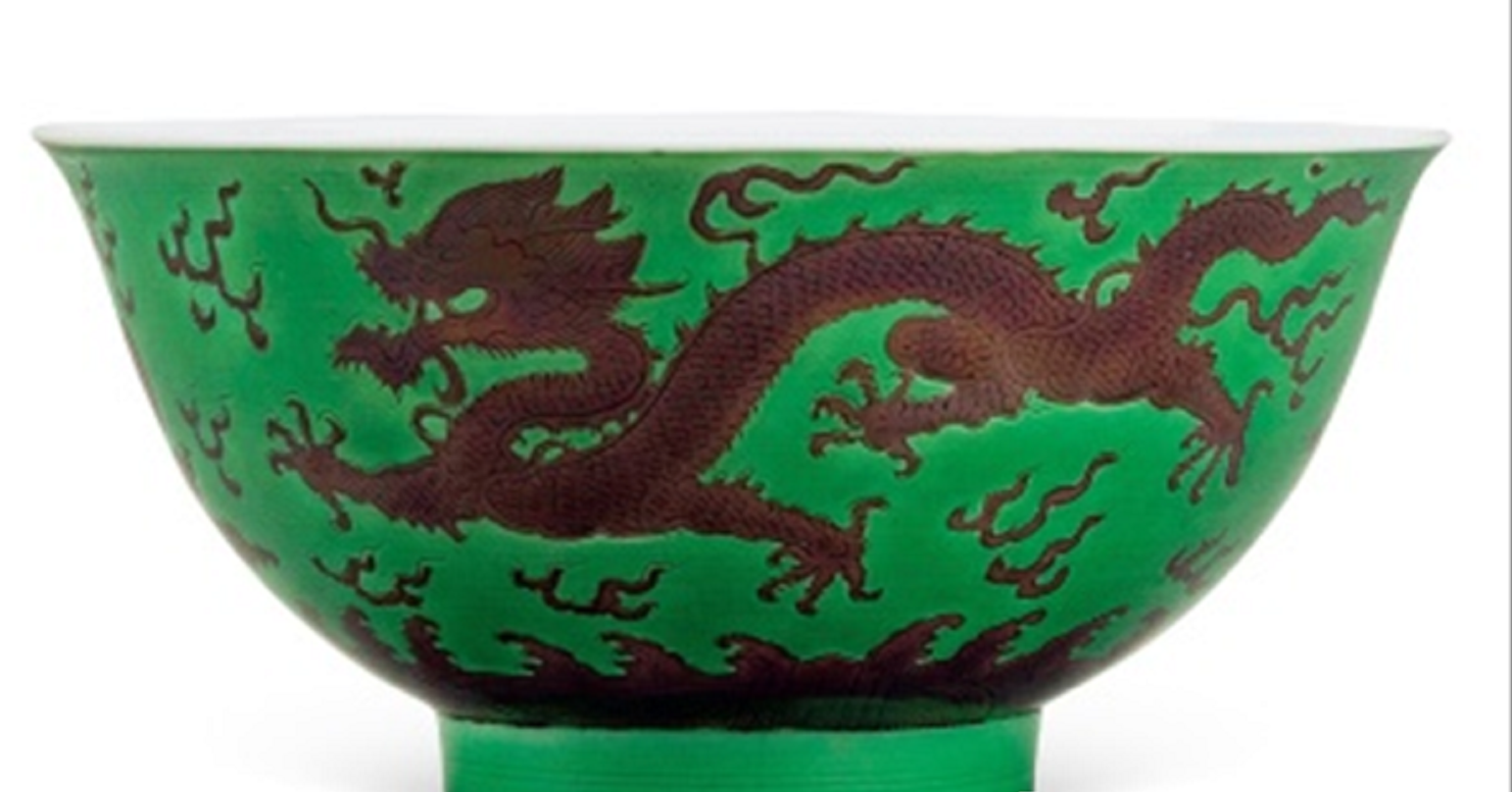 清乾隆時代 【大清乾隆年製】在銘粉彩 紅緑彩 双龍戲珠文杯 琺瑯