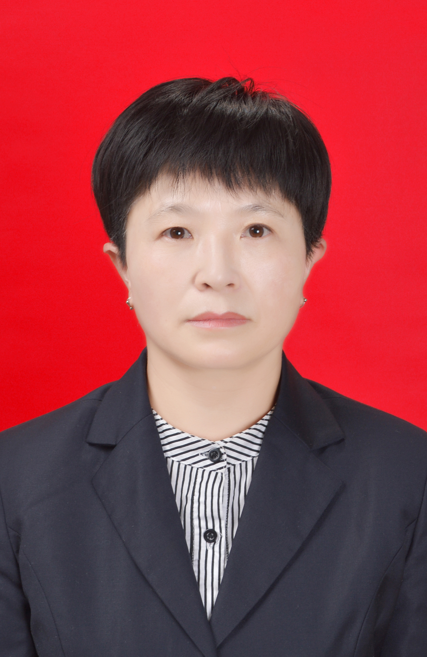 izevyoxoqc">现任四川省阿坝藏族羌族自治州若尔盖县人大常委会副主任