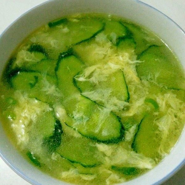  p>青瓜鸡蛋汤是一道十分常见的 a href="#" data-lemmaid="10473261"