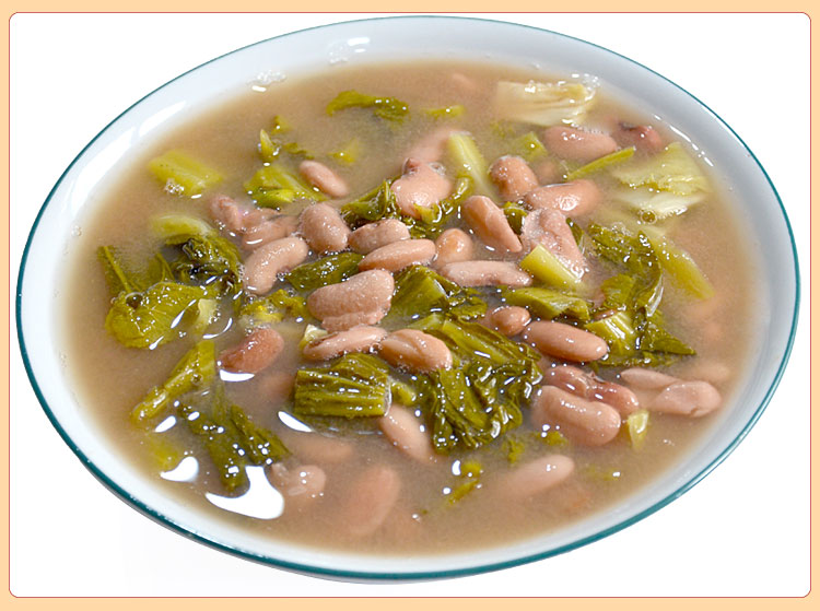  p>酸菜豆米汤,是贵州的主要黔味名菜之一. /p>