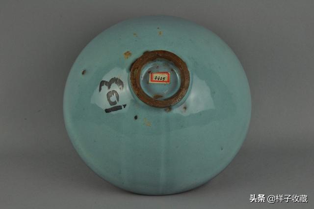美中不足的宋代钧窑天青釉碗_百科TA说