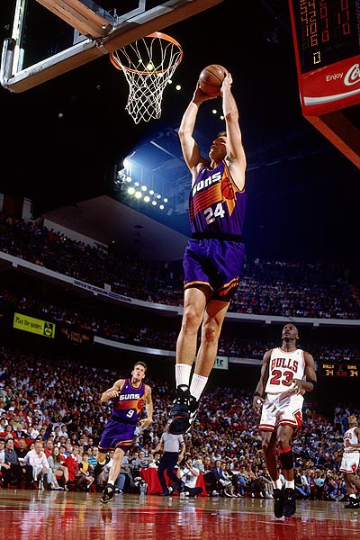  p>汤姆·钱伯斯(tom chambers),1959年6月21日出生于美国 a href="#"