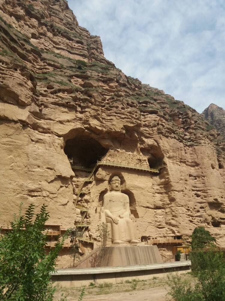 ">甘肃省 /a>十大热点景区,有着"南有长江三峡,北有黄河三峡"之称