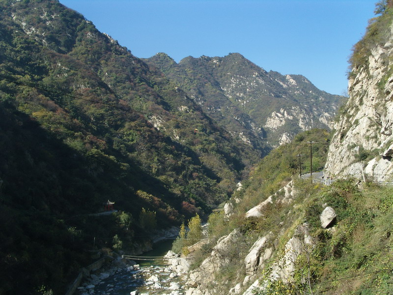  p>沣峪口是 a target="_blank" href="/item/秦岭/1396" data-lemma