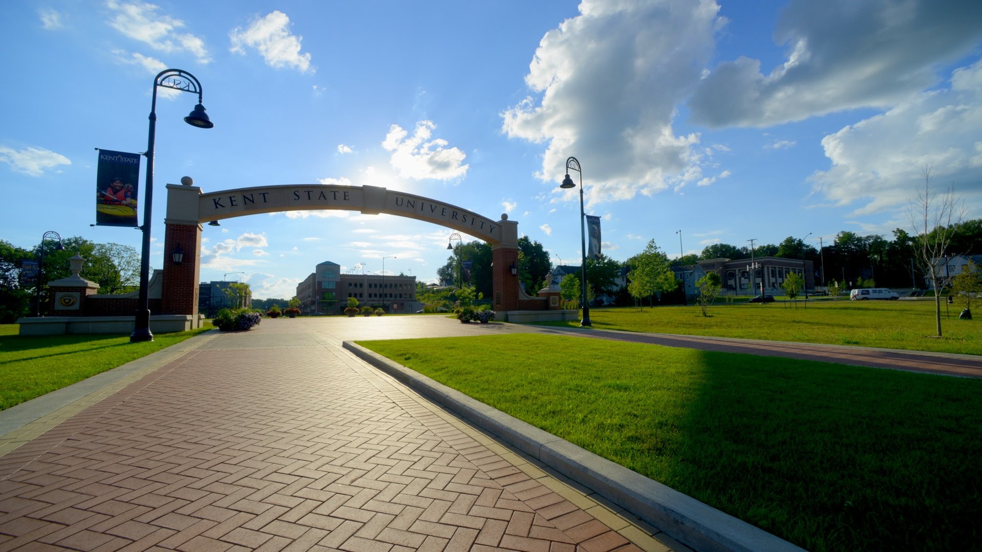  p>美国肯特州立大学(kent state university)简称"肯特州立大学",是