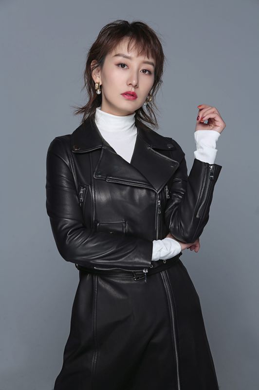  p data-id="go0rgp3l8e">郭晓敏,1983年10月1日出生于陕西西安,中国