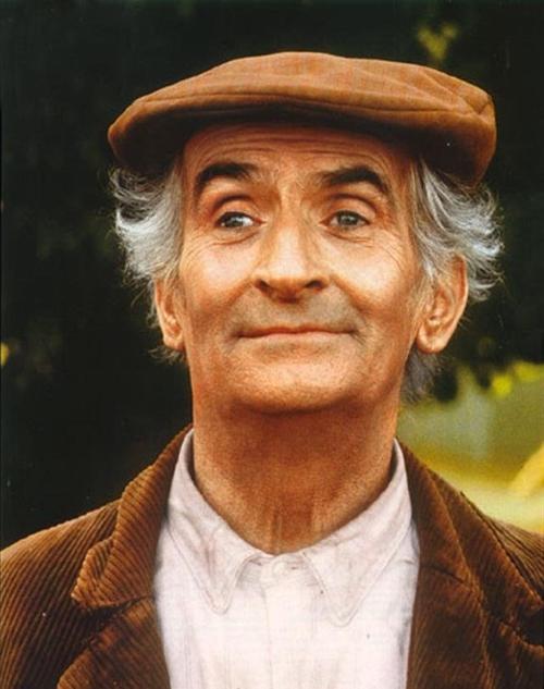 1914年7月31日-1983年1月27日),出生于西班牙,法国著名电影导演,演员