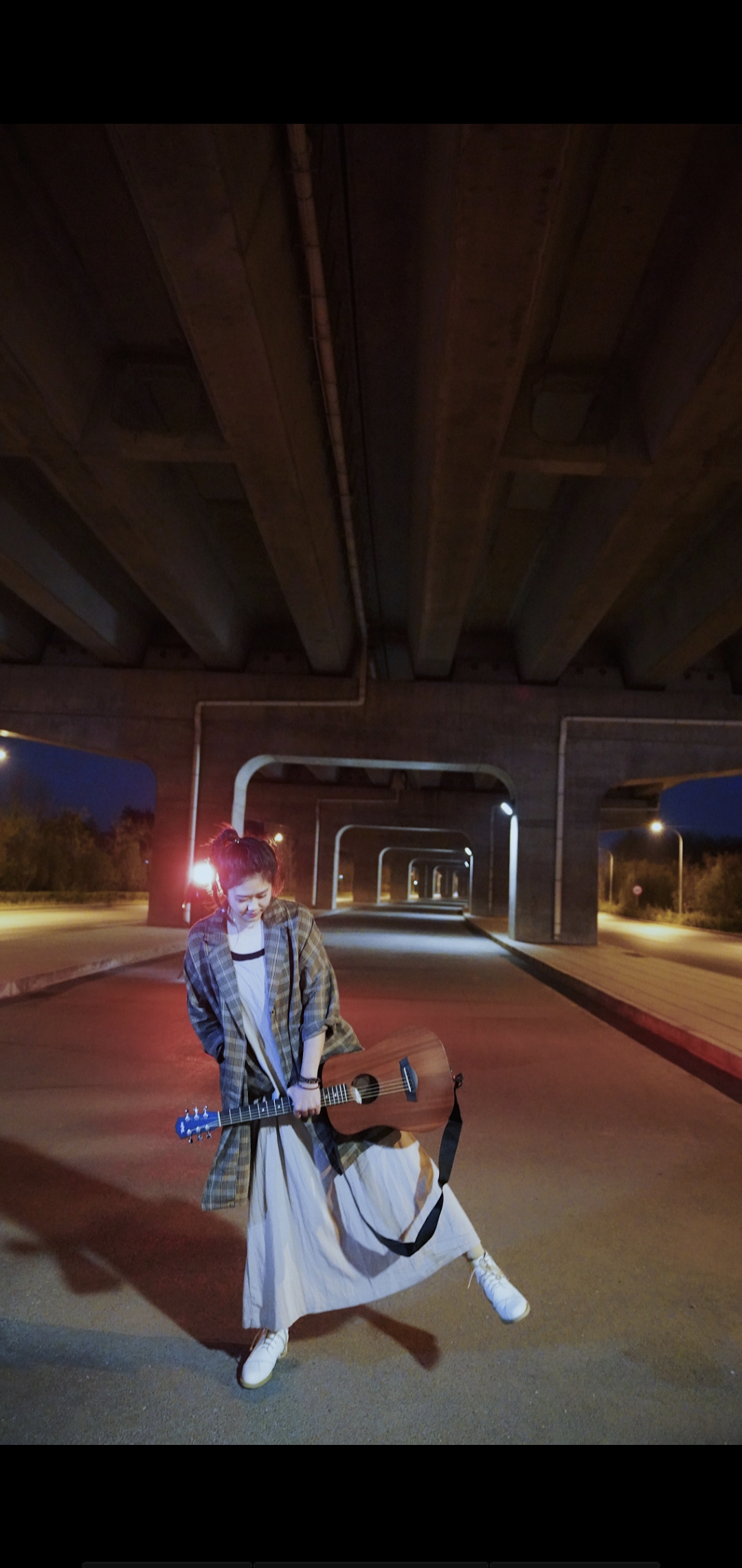 jq0elbg">王佳杨,1998年4月24日出生于辽宁省朝阳市 ,中国内地女歌手